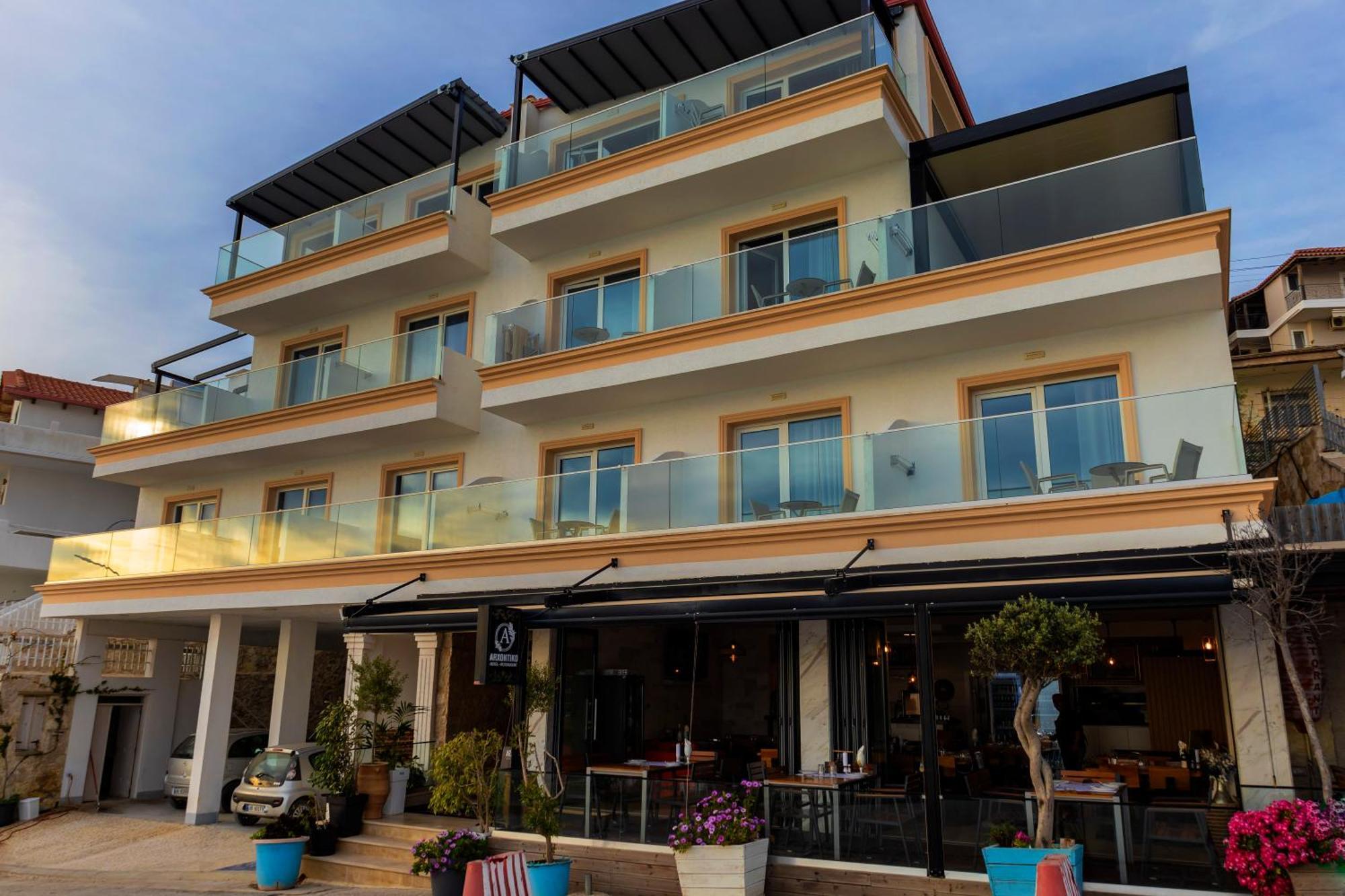 Arxontiko Hotel Himare Exterior photo